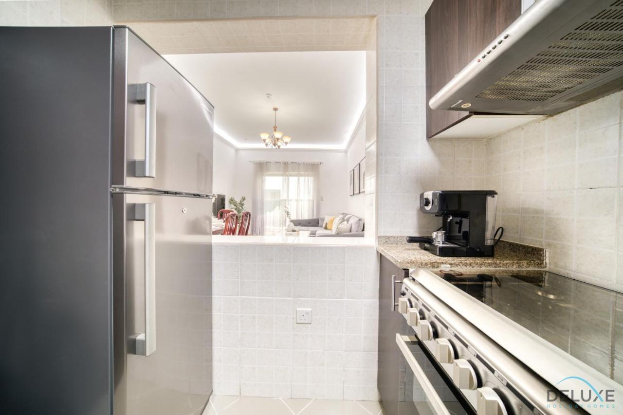Ritzy 1br At Global Golf 2 Sports By Deluxe Homes Dubai