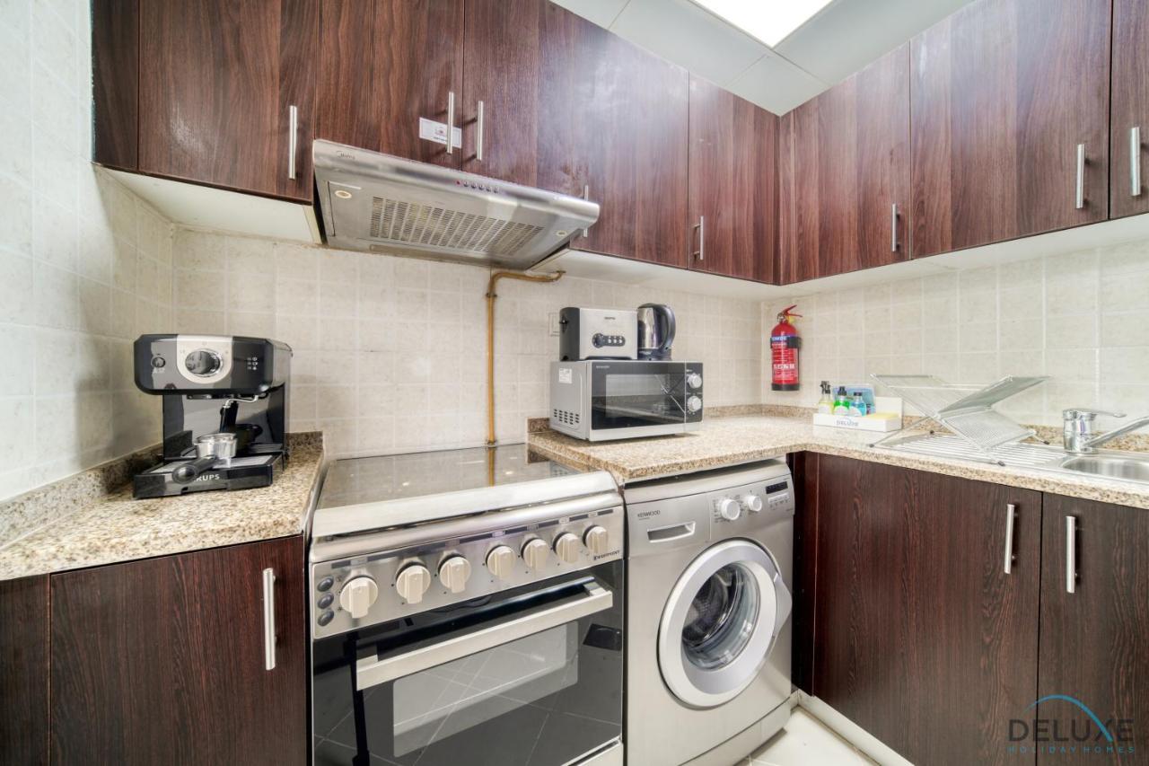 Ritzy 1br At Global Golf 2 Sports By Deluxe Homes Dubai