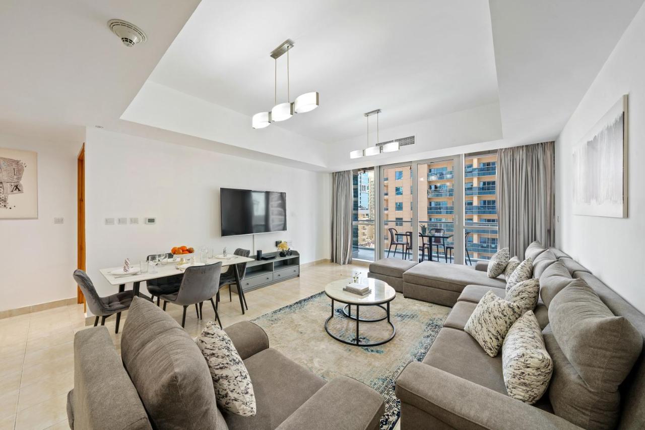 Delightful 2br In Damac Waves - 10 Min Walk2beach * Dubai