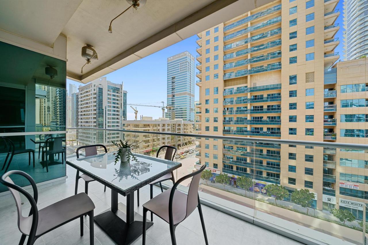 Delightful 2br In Damac Waves - 10 Min Walk2beach Apartment