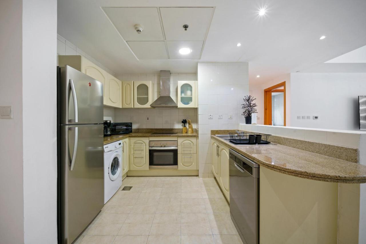 Delightful 2br In Damac Waves - 10 Min Walk2beach