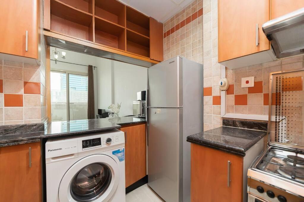 Stonetree - Fully Furnished 1br Near Metro Station
