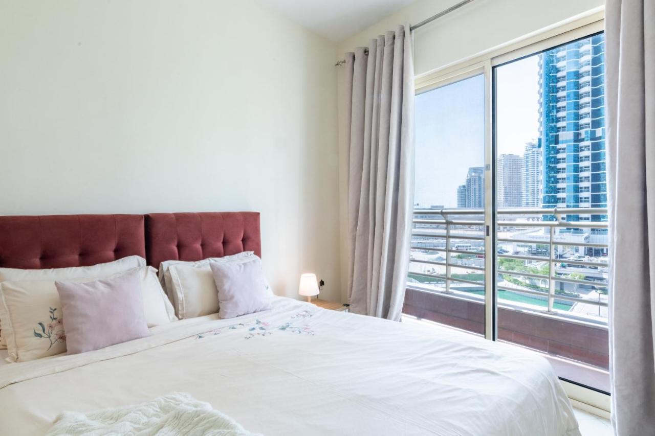 Amazing 1br In Jlt With View Near Marina And Jbr *