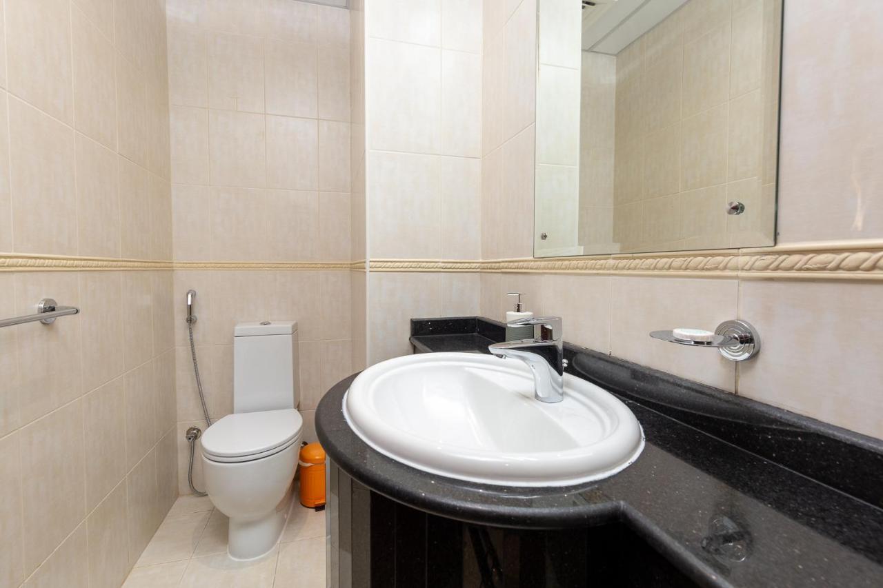 Apartamento Attractive 1br With Sea View Near Barasti Club Dubai