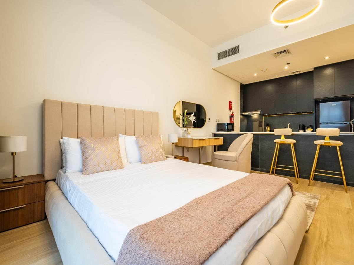 Comfy And Stylish In Regina Towers - Jvc Apartment Dubai