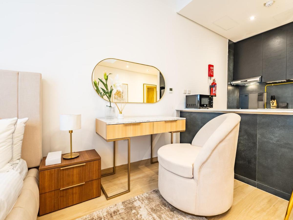 Comfy And Stylish In Regina Towers - Jvc Dubai