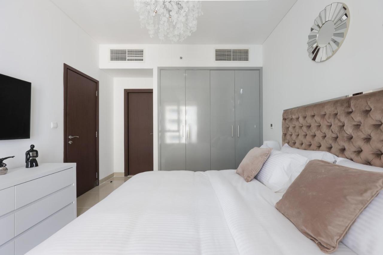 Apartment New Luxury 2bdr With Burj Khalifa And Fountain View Dubai