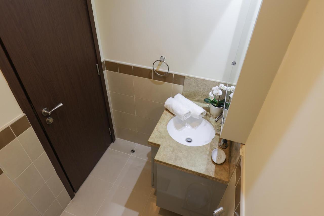 New Luxury 2bdr With Burj Khalifa And Fountain View Dubai