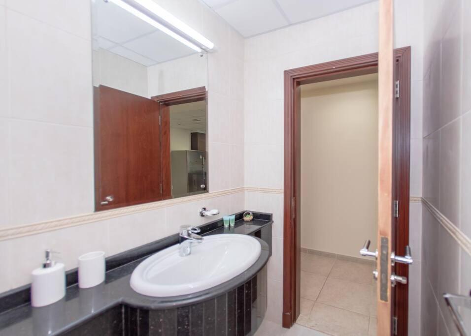 Apartment Stonetree - Near Tram - Furnished 1br Dubai