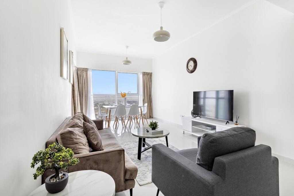 Stonetree - Spacious Modern 2br Apartment *