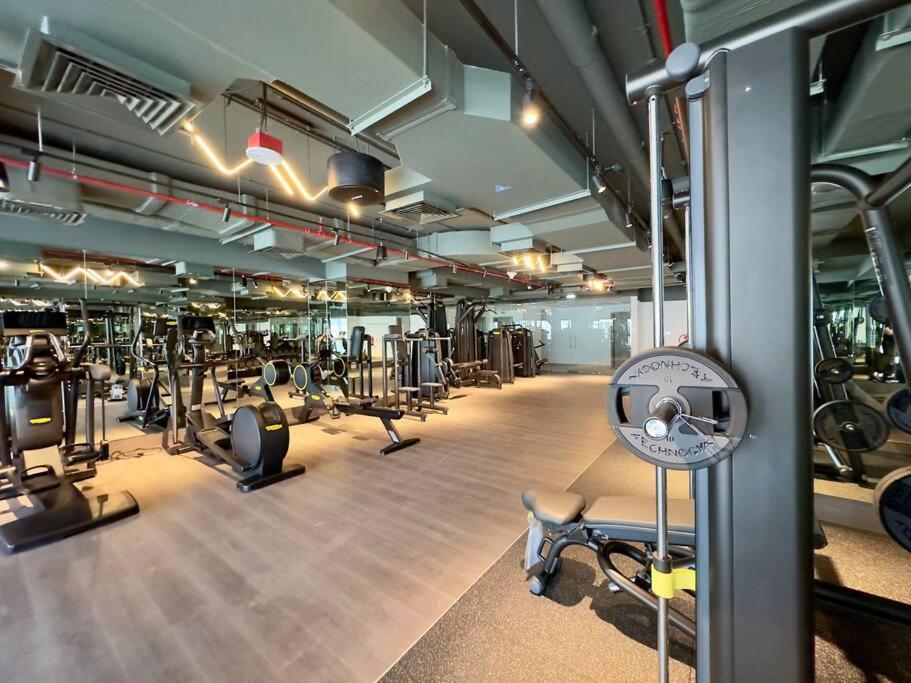 Dar Vacation - Luxury 2br - Skyline View Near Burj Khalifa Apartment *
