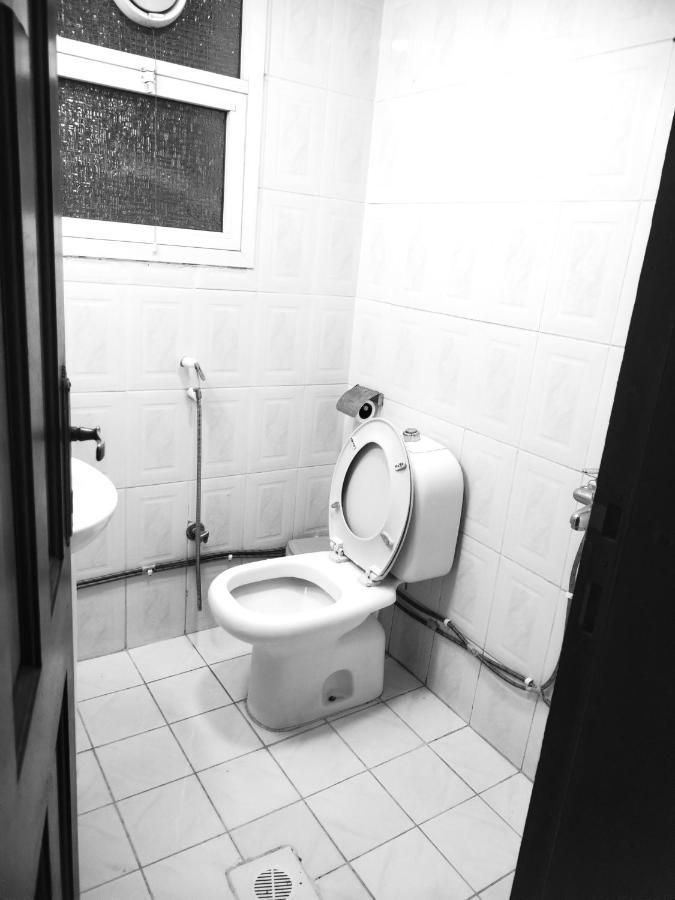 05 Burjuman Metro Stations Unisex Private - 05 Daire