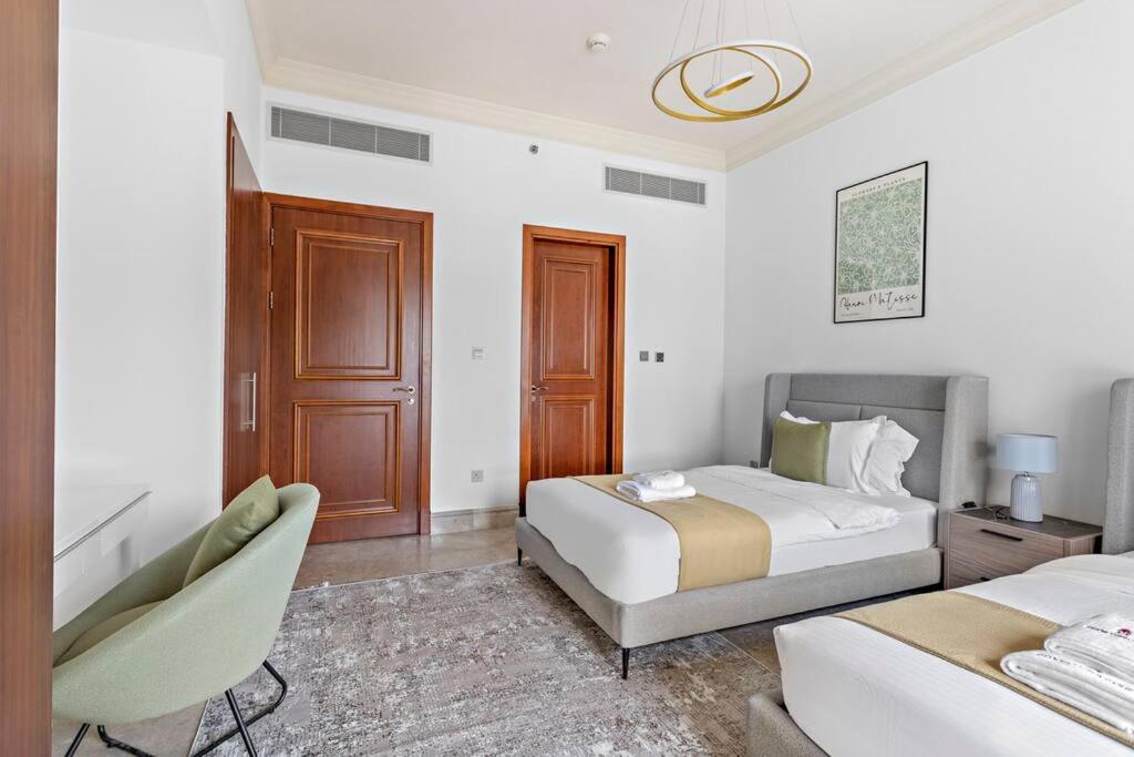 Stonetree - Elegant 2br With 1 Maids Apartment *