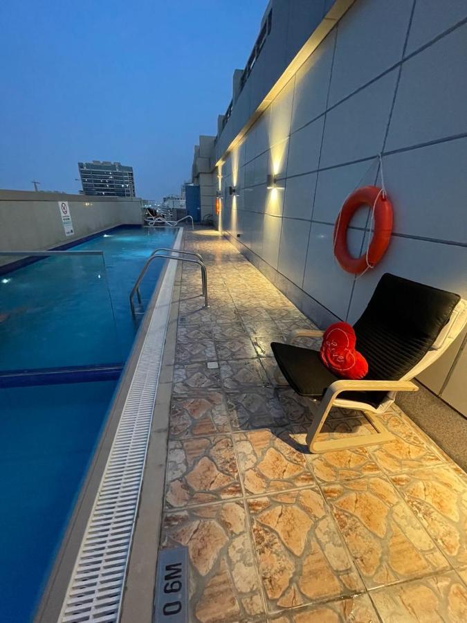 Great View, Sportcity, Parking Included, Apartment Dubai
