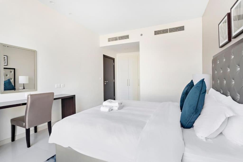 Stonetree - Furnished 1br In Celestia B *