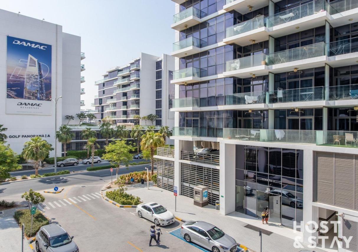 In Loreto 1a, Damac Hills - Host & Dubai