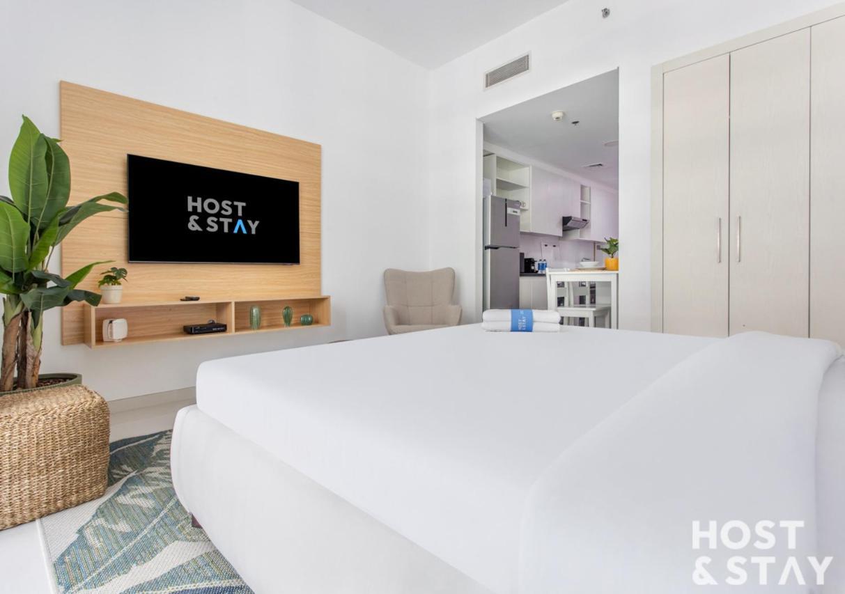 Daire In Loreto 1a, Damac Hills - Host & Dubai