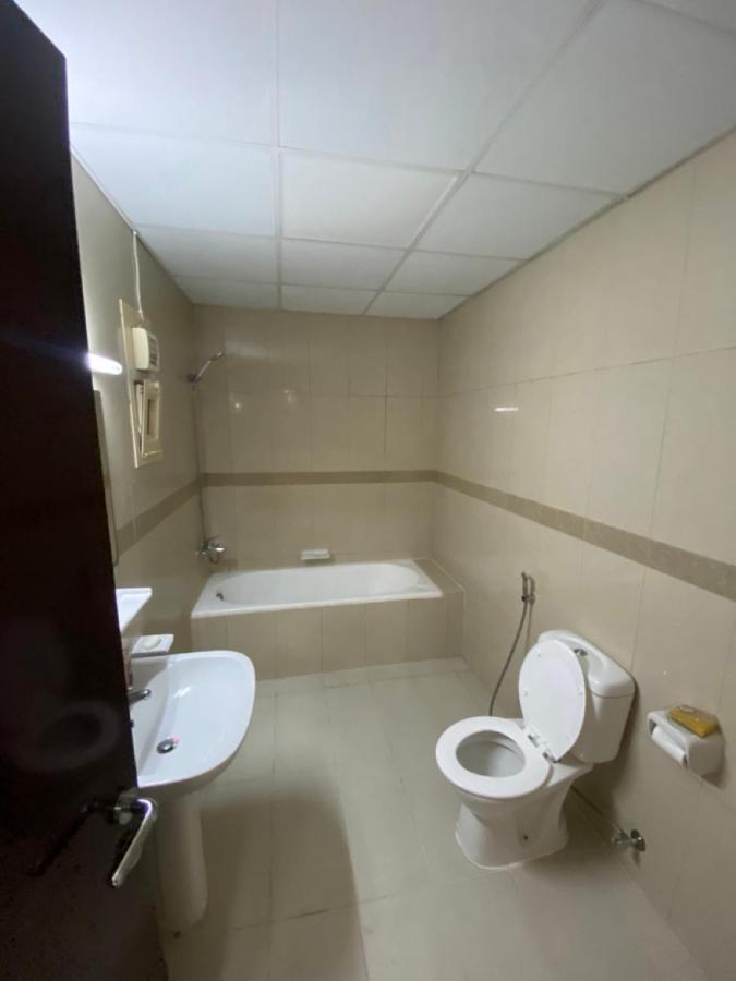 Guest house Splendid - Ladies Only - Near Zahia- Near Shj Airport