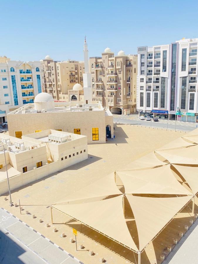 Splendid - Ladies Only - Near Zahia- Near Shj Airport Dubai