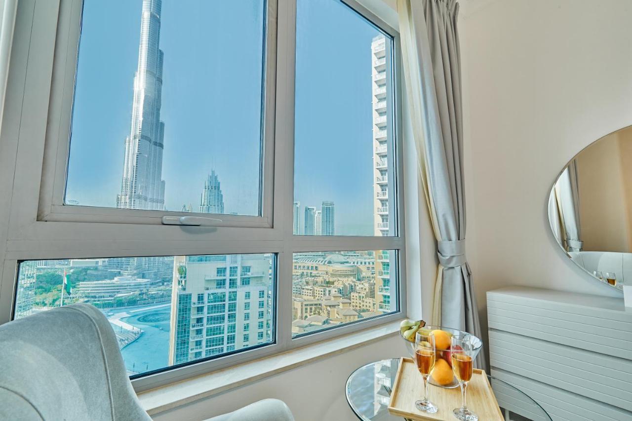 Burj Residences: Luxury With Burj Khalifa & Fountain Views Apartment Dubai