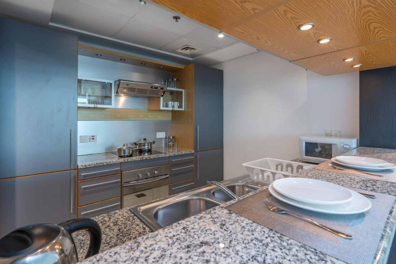 Charming 1 Bedroom - Close To Metro Apartment