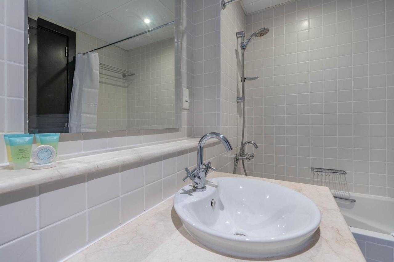 Charming 1 Bedroom - Close To Metro * Dubai