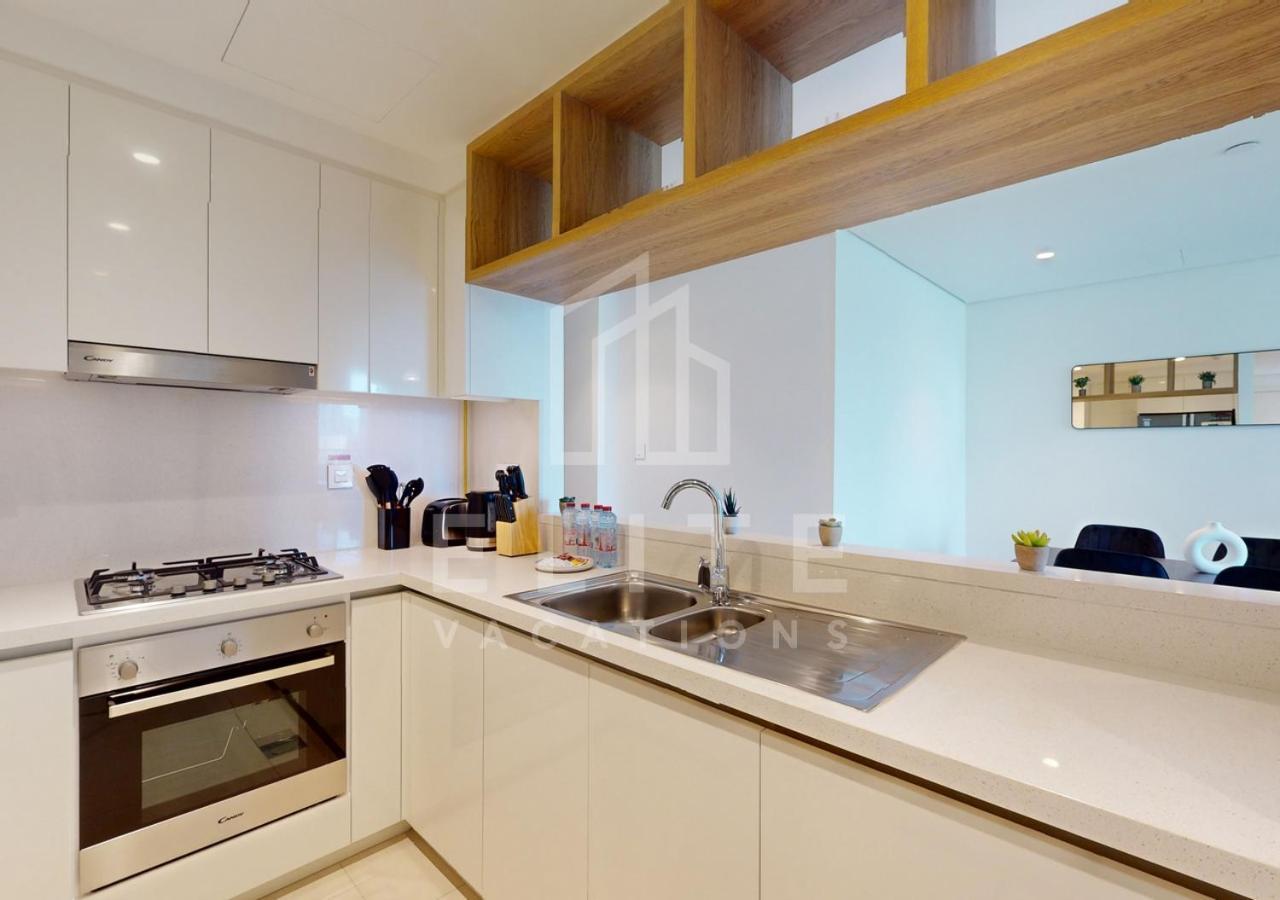 Apartment Mall Connected 2 Bed Full Burj Khalifa Views
