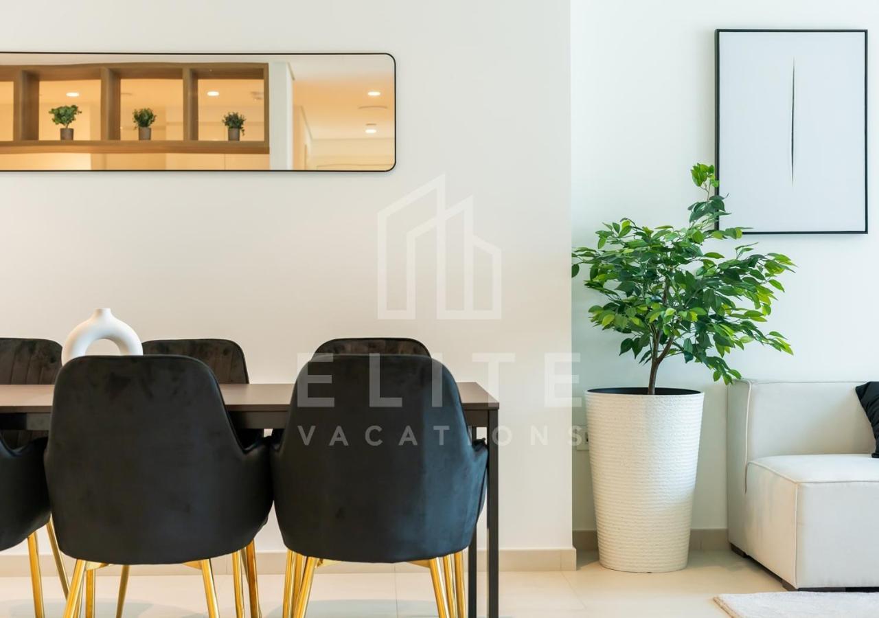 Mall Connected 2 Bed Full Burj Khalifa Views * Dubai