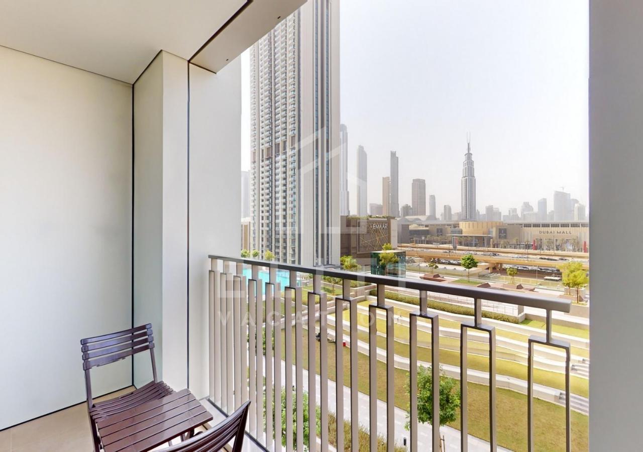 Mall Connected 2 Bed Full Burj Khalifa Views Dubai