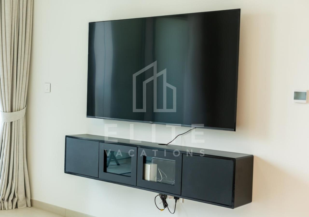 Mall Connected 2 Bed Full Burj Khalifa Views *
