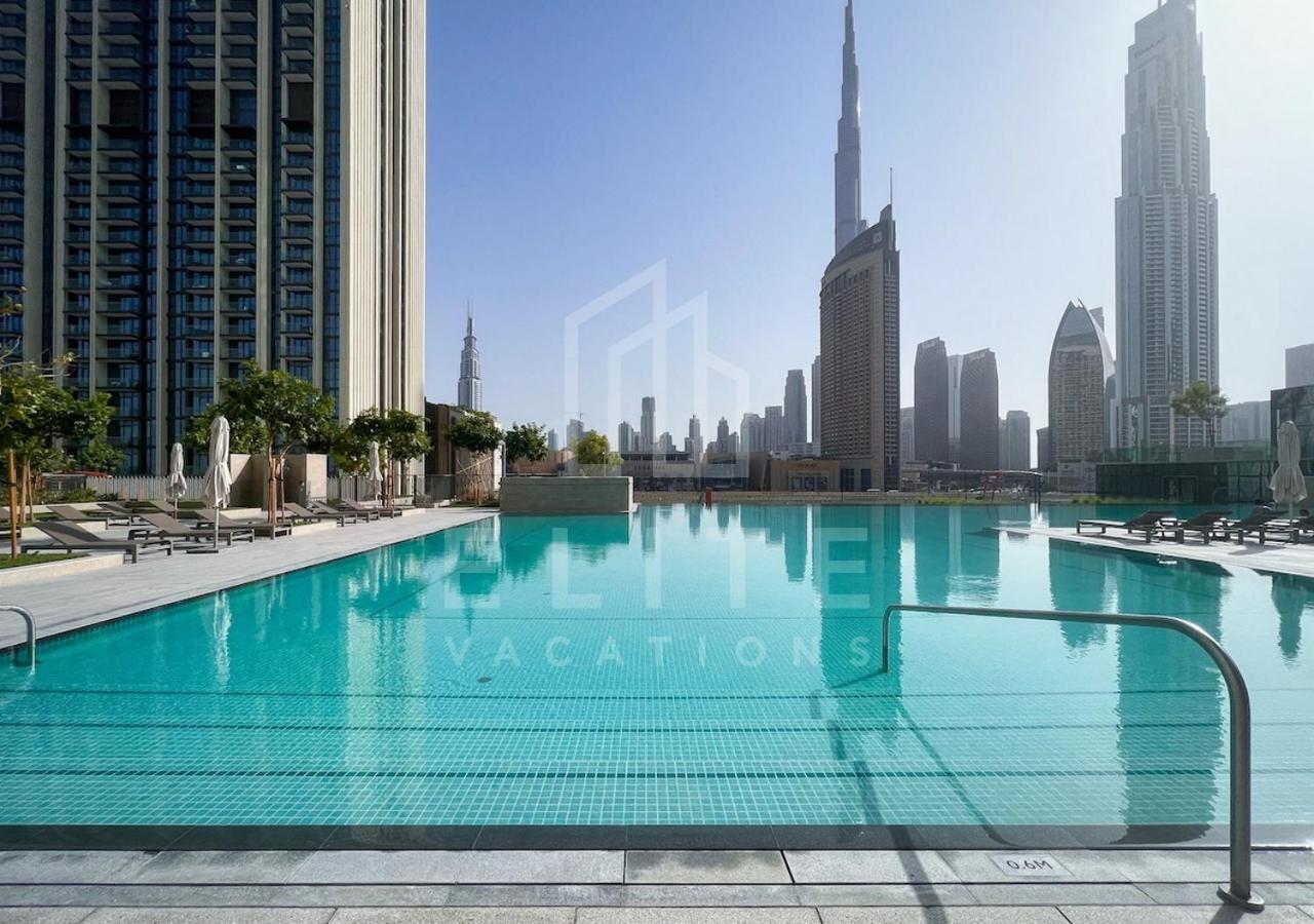 Mall Connected 2 Bed Full Burj Khalifa Views * Dubai