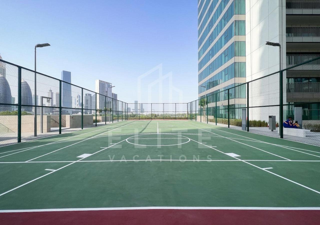 Mall Connected 2 Bed Full Burj Khalifa Views Apartment Dubai