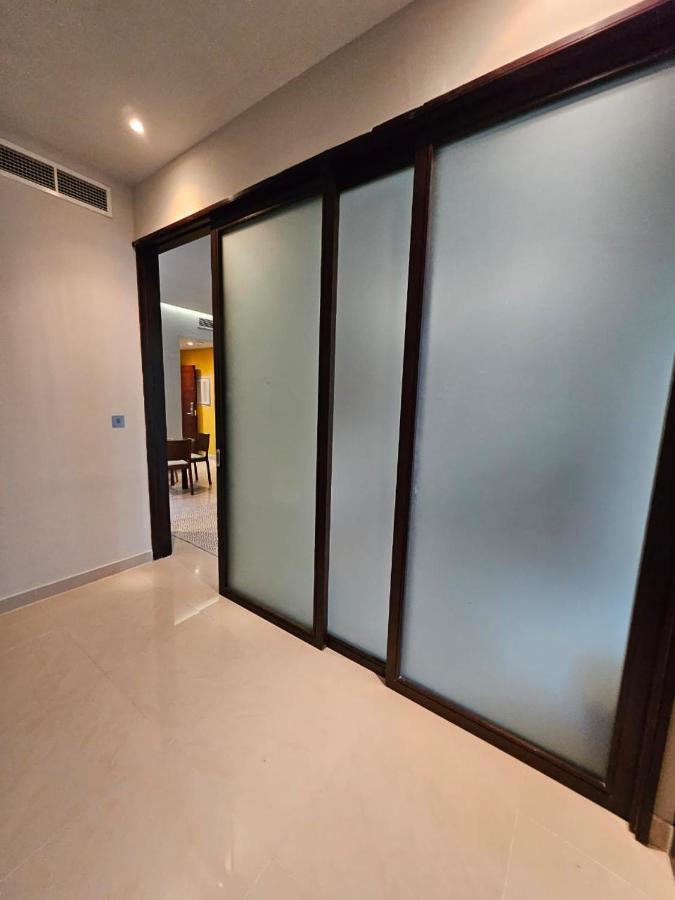 Apartment The Castle - Ubora Tower, Business Bay, Burj Khalifa View Dubai