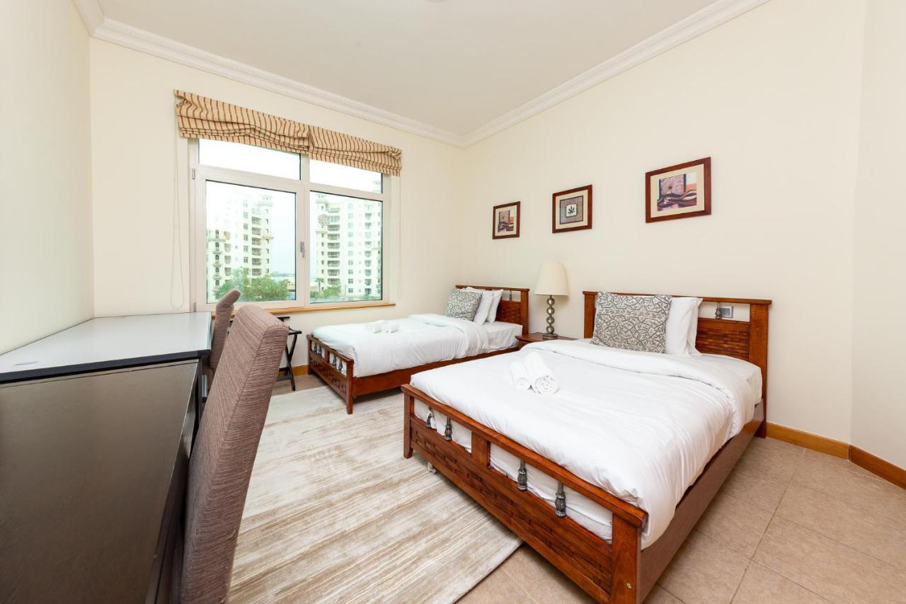 Beautiful 3br With Access - Palm Jumeirah Apartment *