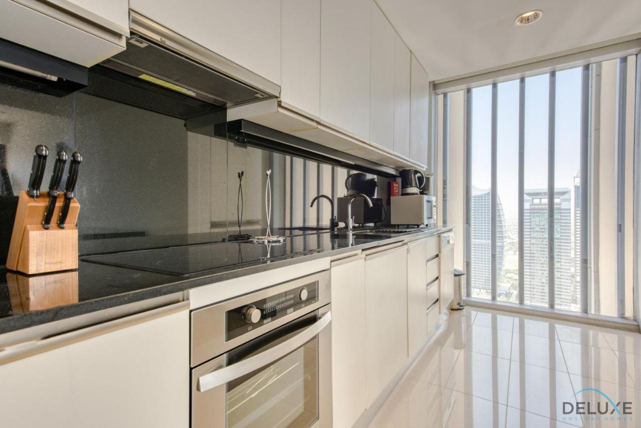 Daire Overlooking Marina Views Next To Marina Mall 1br Unit, The Address Residences, Marina By Deluxe Homes *