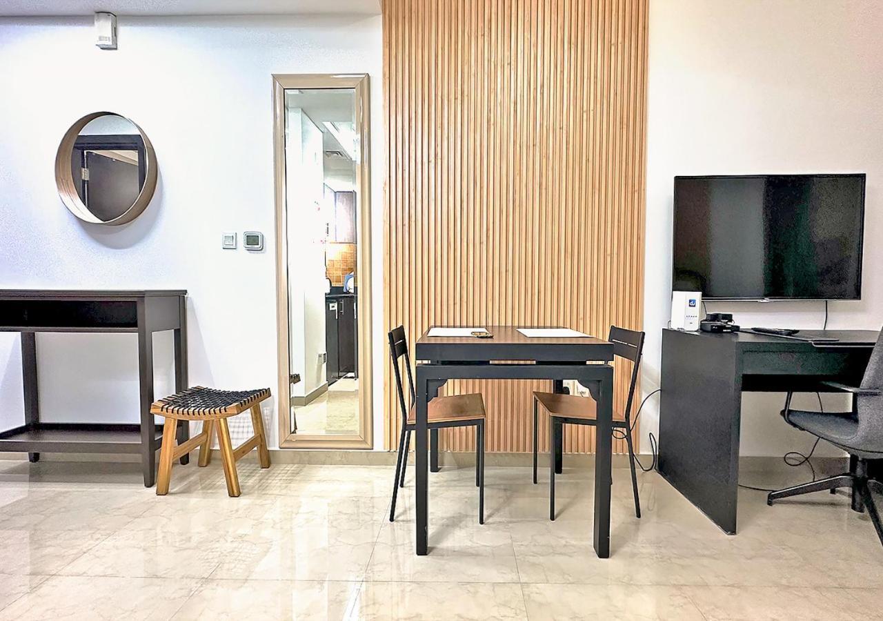 Apartment Lovely In Hanover Square, Jvc Dubai