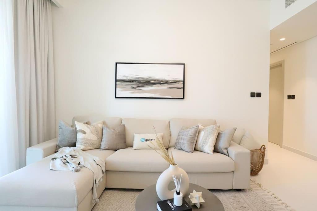 Apartment Higuests - Emaar Beachfront Haven With Majestic Marina Views