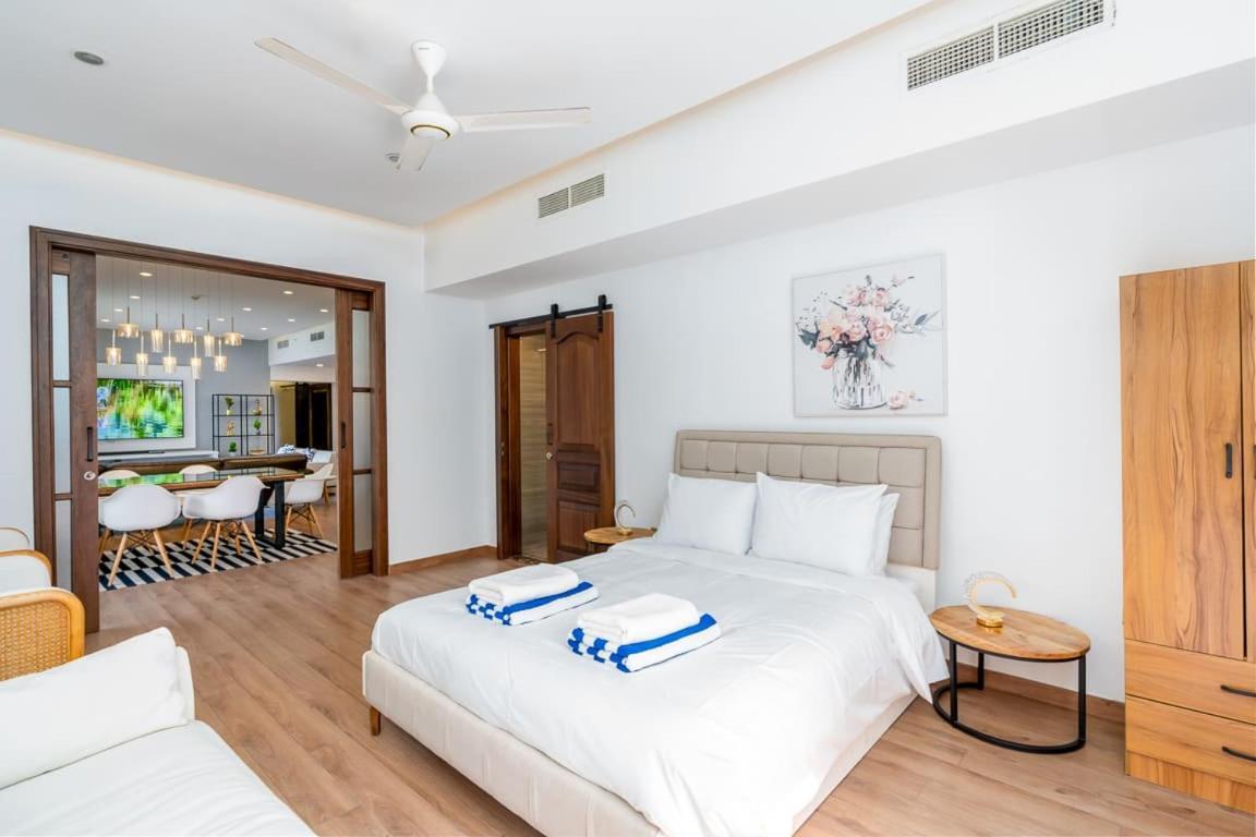 Apartment Jbr Bahar Views 4 Beds Dubai