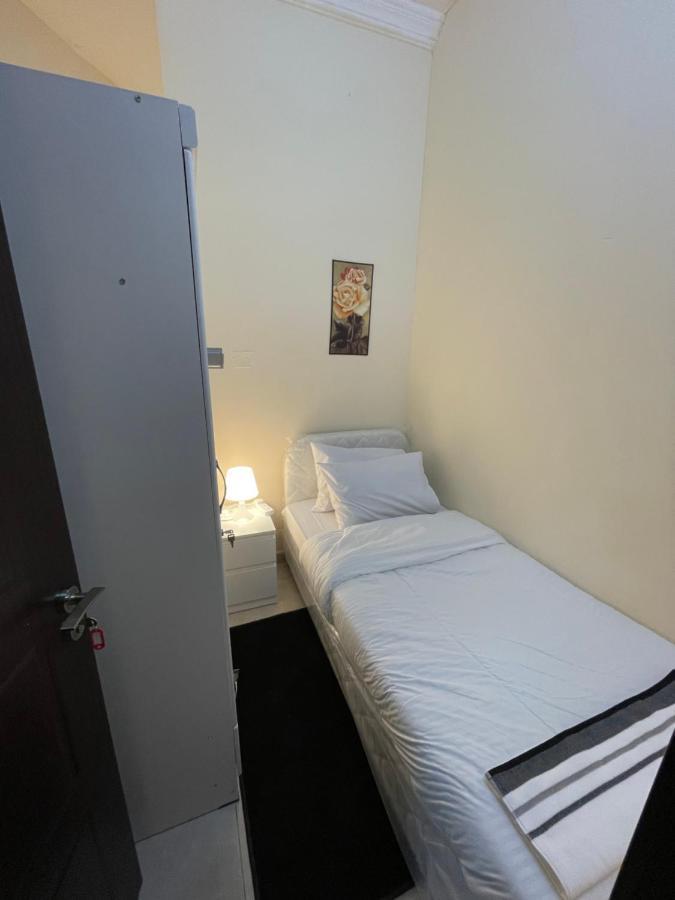 Pharaohs Deira Hostel Dubai