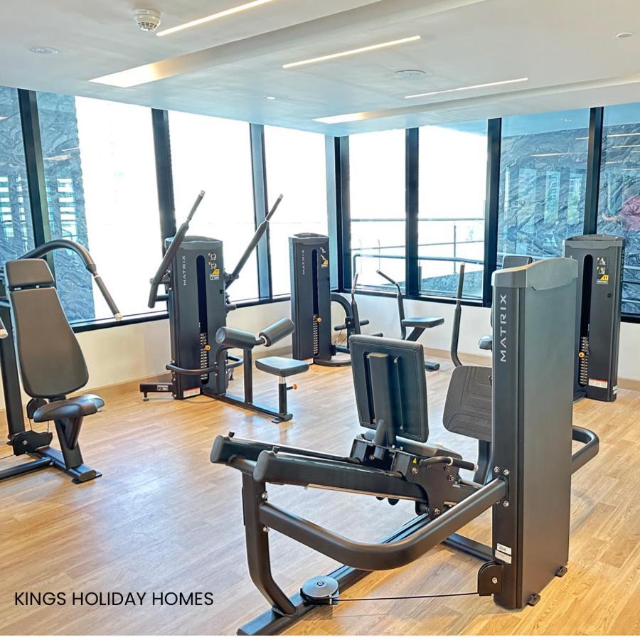 Apartamento Binghatti Canal , Burj Khalifa View With Private Jacuzzi And Cinema Screen ,kings