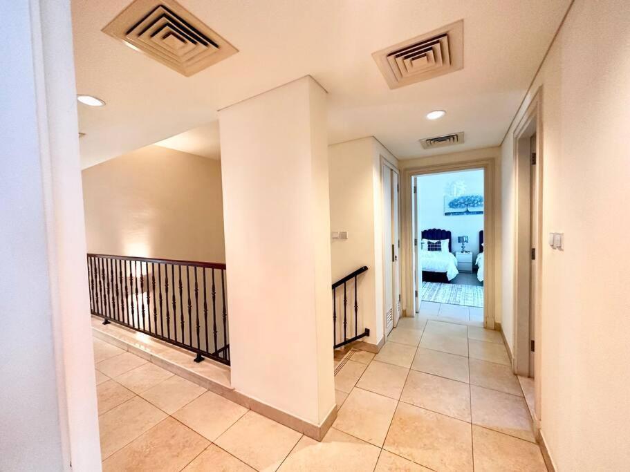 Villa Golf Facing 5bedroom In Novelia Village Dubai