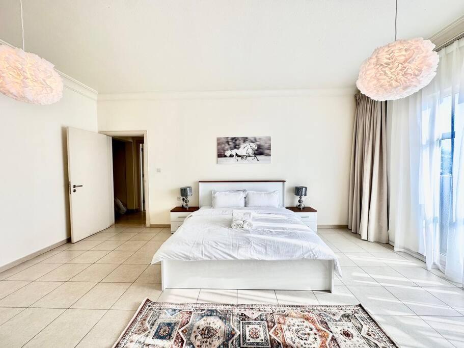 Golf Facing 5bedroom In Novelia Village *