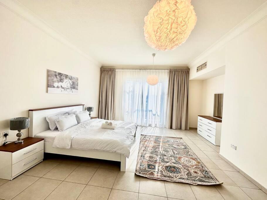 Golf Facing 5bedroom In Novelia Village