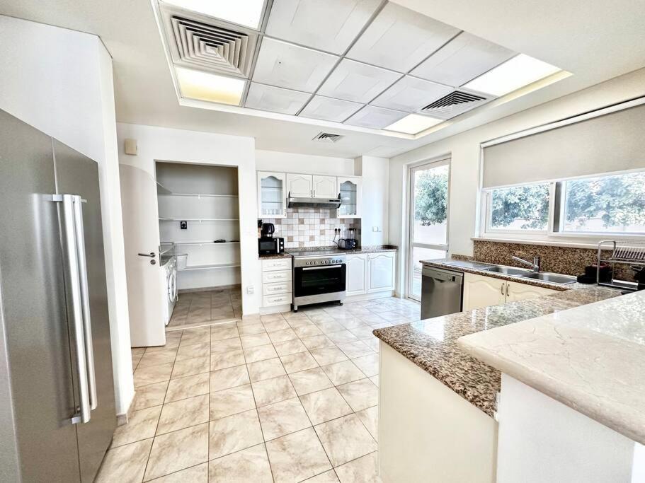 Golf Facing 5bedroom In Novelia Village Dubai