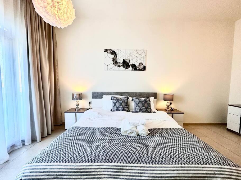 Golf Facing 5bedroom In Novelia Village Dubai