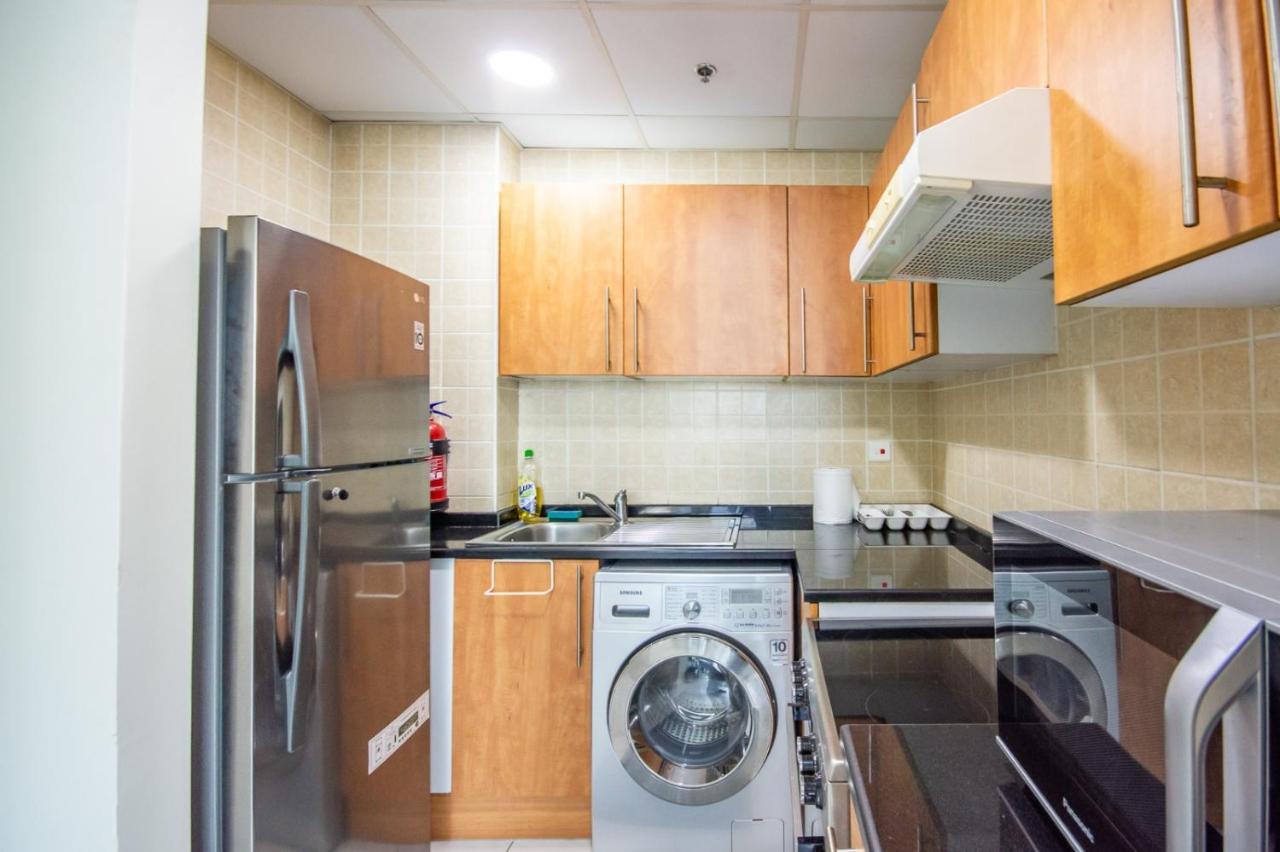 New!! Marina View - Recently Renovated Apartment Dubai
