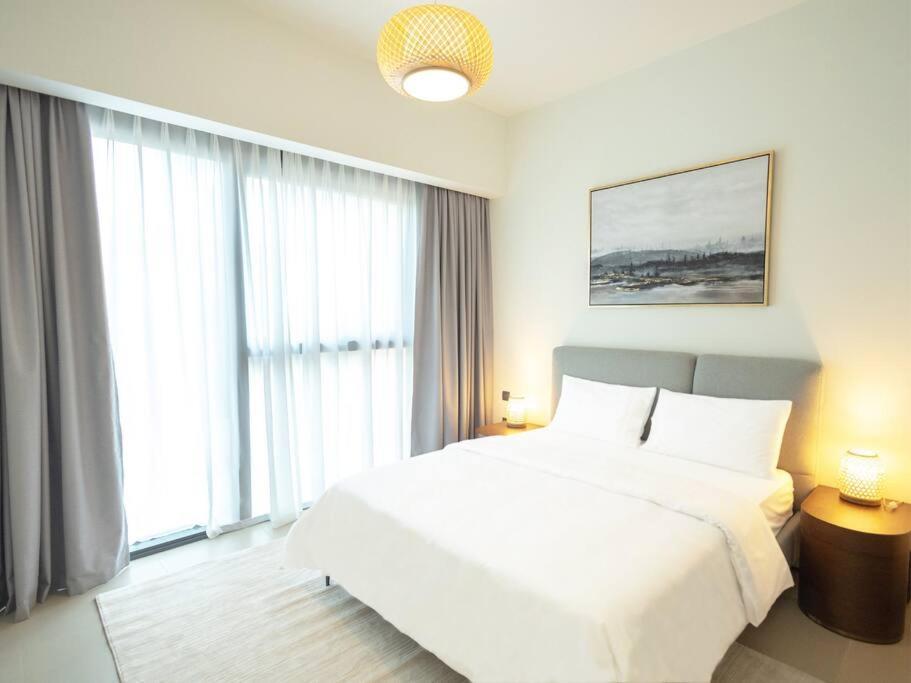 Mh - Act Tower - Downtown - 1bedroom - Ref 407 * Dubai