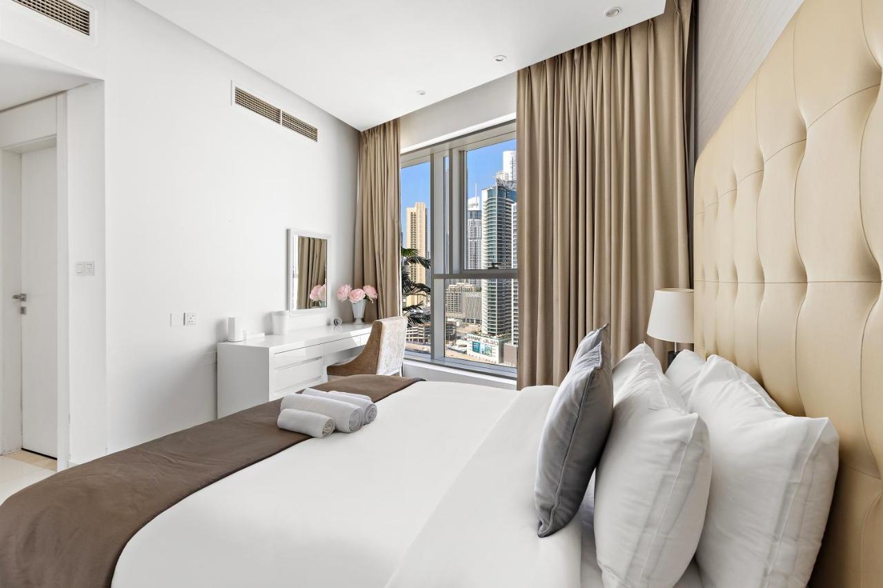 Daire 1br With A Sofa Bed, Pool, Gym & Burj Khalifa View *