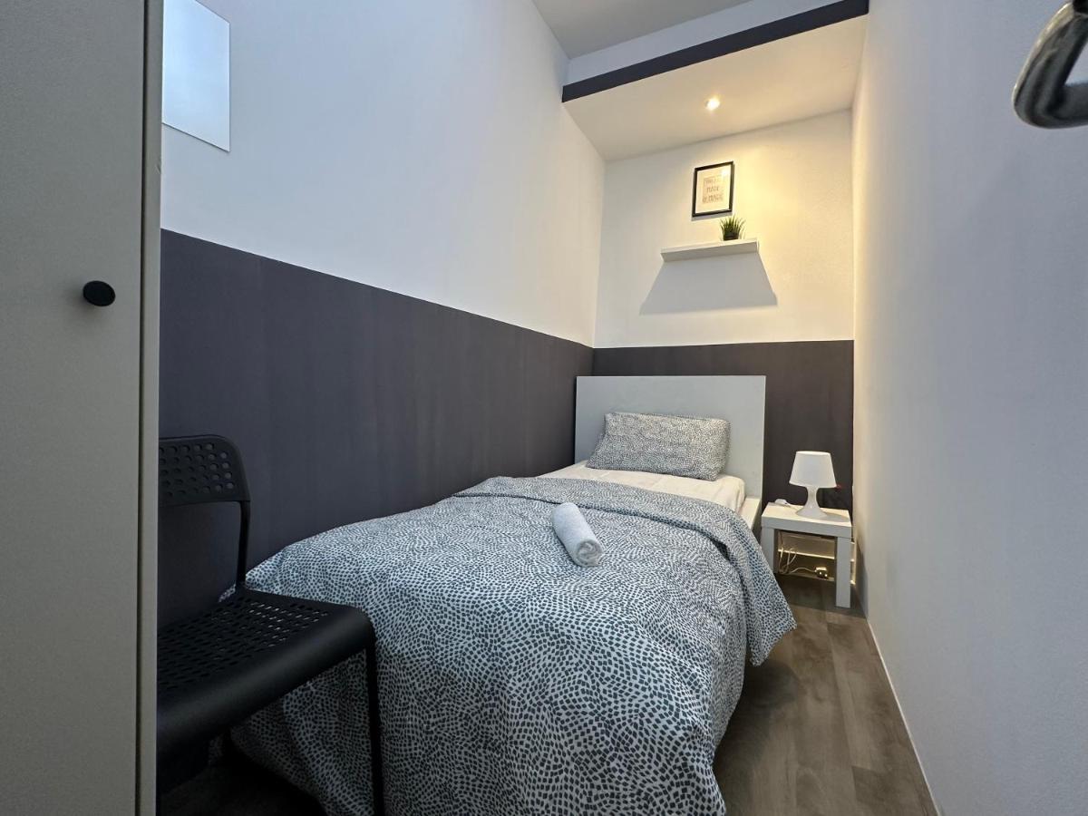 Traveller Partition In Al Barsha 1 Near Metro Homestay