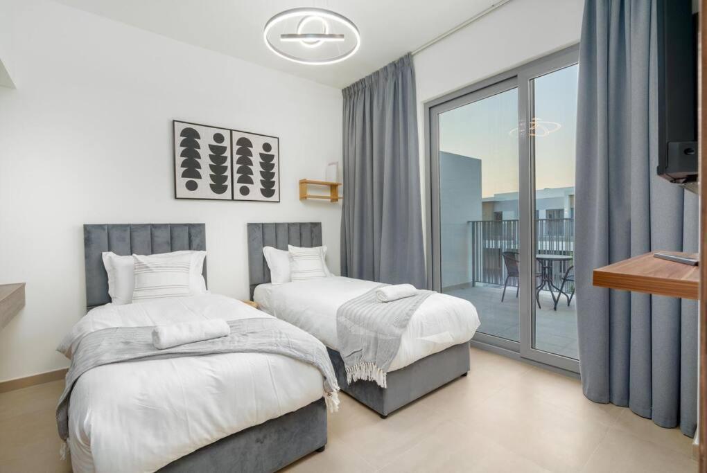 3 Bedrooms In Tilal Al Ghaf